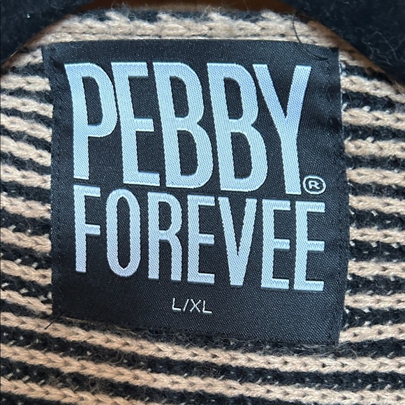 Pebby Forevee Studded Statement Side Slit Cardigan - Picture 5 of 11